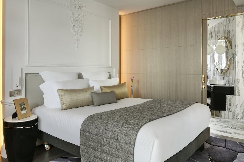 La Clef Champs-Elysees Paris By The Crest Collection Kültér fotó A bedroom at the Mandarin Oriental, Paris